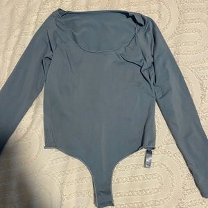 Skims- Essential long sleeve scoop neck bodysuit